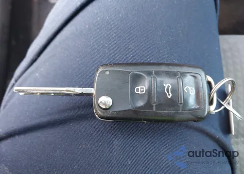 2017 Volkswagen Jetta 1.4T S z USA, uszkodzony, nr VIN 3VW167AJ9HM268604